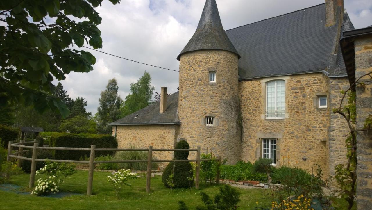 Bed and Breakfast Manoir de la Grand'Cour à Soulgé-sur-ouette Extérieur photo