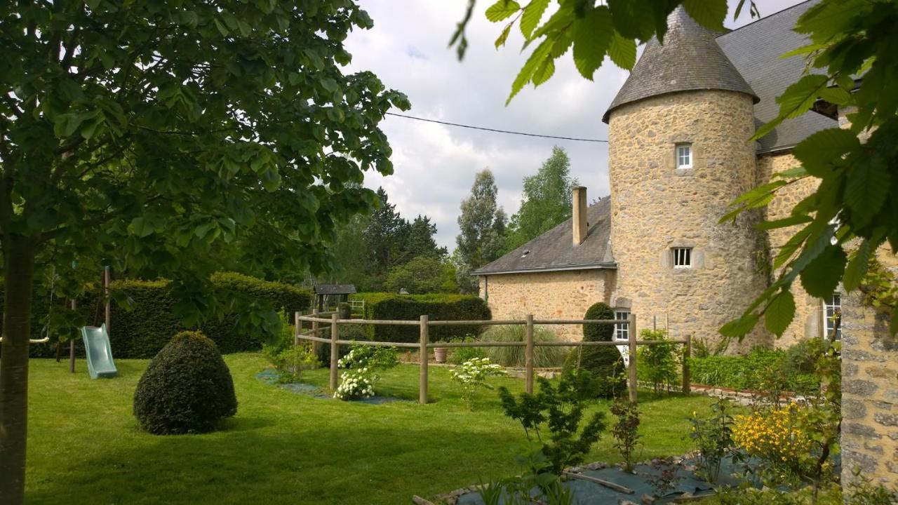 Bed and Breakfast Manoir de la Grand'Cour à Soulgé-sur-ouette Extérieur photo